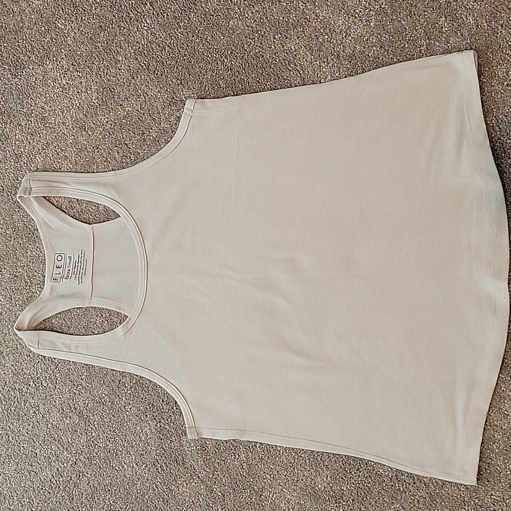 Fleo Tank Top